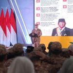 Gubernur Jawa Timur, Khofifah Indar Parawansa, membuka kegiatan Jatim Retreat 2025 di Pusdik Arhanud TNI AD Kota Batu pada 26–27 April 2025 (Foto: Kominfo Jatim)