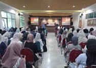Seminar bertajuk “Transparansi, Trust, dan Partisipasi: Pondasi dalam Tata Kelola Pemerintahan yang Tangguh”, berlangsung di Ruang Penida Noor, Gedung FISIBPOL 1, Rabu (7/5/2024) (Foto: UPN Veteran Jatim)