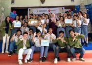 Pelatihan kepemimpinan bertajuk Nextlead: Lead to Solve bagi pengurus dan anggota OSIS SMAK Santo Yusup, Senin (28/4/2025).
