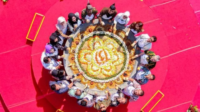 dok. Festival Rujak Uleg Tahun 2024 menyambut Hari Jadi Kota Surabaya (Pemkot Surabaya)