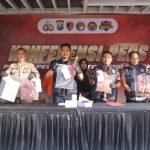 Konferensi pers ungkap kasus pembacokan yang digelar di Mapolres Pelabuhan Tanjung Perak Surabaya, Kamis (22/5/2025) /Hum-res