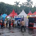 dok. Stand UMKM Surabaya dalam gelaran Ramadan Vaganza di Halaman Balai Kota Surabaya, Rabu (19/3/2025).
