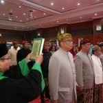 Proses pelantikan pejabat di Graha Sawunggaling, Surabaya, Sabtu (31/5/2025)
