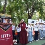 Peringatan Hari Tanpa Tembakau Sedunia (HTTS) 2025 di Taman Bungkul, Surabaya, Minggu (1/6/2025). (dok. Pemkot Surabaya)