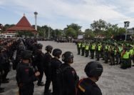 Apel pengamanan sebelum acara pengesahan warga baru PSHT di Kampus Universitas Dr. Soetomo Surabaya, pada Jumat, 27 Juni 2025 (dok. Hum Res)