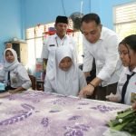 dok. Wali Kota Eri Cahyadi bersama pelajar Surabaya (Pemkot Surabaya)