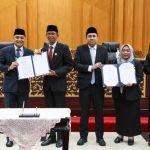 Penandatanganan dokumen RPJMD dalam rapat paripurna di Gedung DPRD Surabaya, Rabu (9/7/2025).