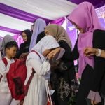 Acara bertajuk "Santunan Cinta Asa di Bulan Asyura" ini digelar di Halaman Balai Kota Surabaya pada Sabtu (12/7/2025).