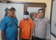 Tersangka saat diamankan Polsek Semampir, Polres Tanjung Perak Surabaya (dok. Hum Res-Perak)