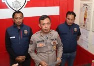Kasi Humas Polres Pelabuhan Tanjung Perak Surabaya, Iptu Suroto, saat memberikan keterangan kepada awak media (dok. Hum-Res)