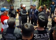 Polrestabes Surabaya saat melakukan mediasi kedua belah pihak (dok. Hum-Res)