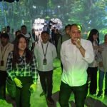 Wali Kota Surabaya Eri Cahyadi, saat meninjau wahana di Kebun Binatang Surabaya (KBS), Jumat (8/8/2025) (Foto: Pemkot Surabaya)