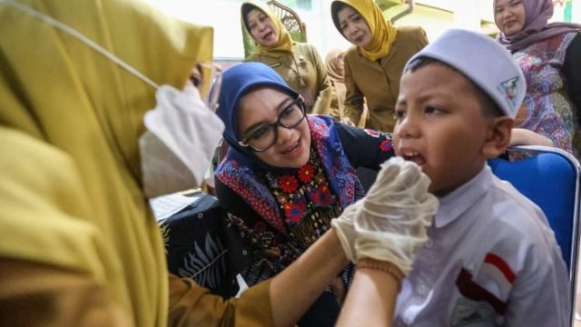 dok. Imunisasi anak di Kota Surabaya (Istimewa)