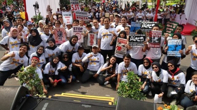 Puncak Bulan Bhakti Karang Taruna (BBKT) Kota Surabaya Tahun 2025 di Taman Surya Balai Kota Surabaya, Minggu (16/11/2025).
