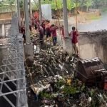 dok. Satgas melakukan pembersihan sampah di rumah pompa (Ist)