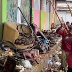 Dok. Pembersihan Sampah Di Area Rumah Pompa