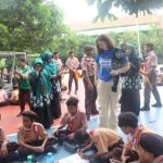 Tim CommonSeas saat berkunjung ke salah satu SMP di Kota Surabaya, Kamis (13/11/2025).