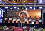 Penganugerahan Keterbukaan Informasi Publik (KIP) 2025 yang diselenggarakan oleh Komisi Informasi Jawa Timur di Bojonegoro, Sabtu (29/11/2025).