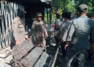 Kedua kursi yang diduga merupakan aset milik Pemkot Surabaya. (dok/Satpol PP Surabaya)